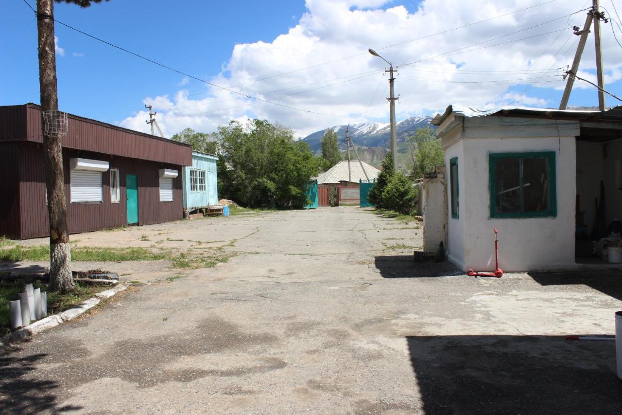 Guest House Jamal Naryn Dış mekan fotoğraf